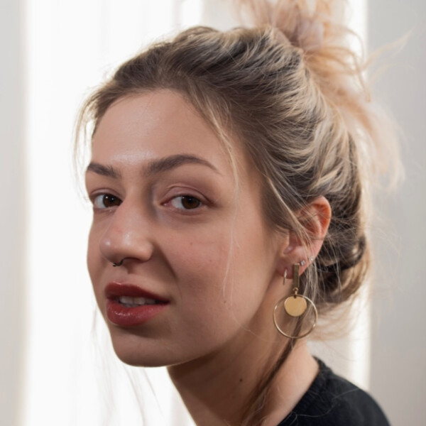 Alessandra Točoňová