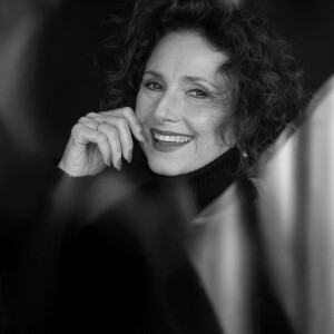 ZUZANA MAURÉRY