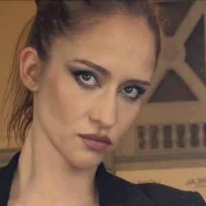 Eva Mores